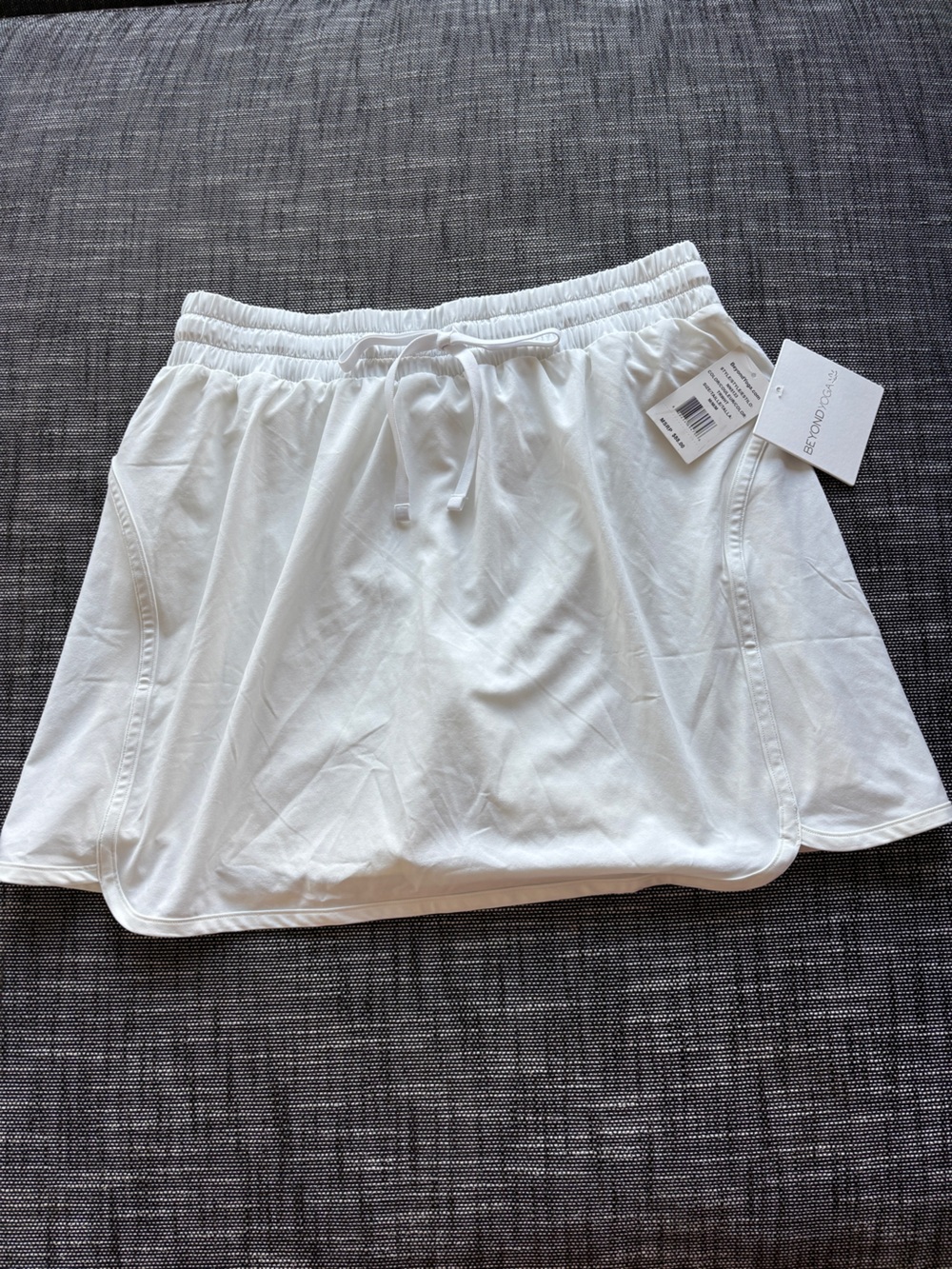 Beyond Yoga In Stride Skirt White NWT - Medium